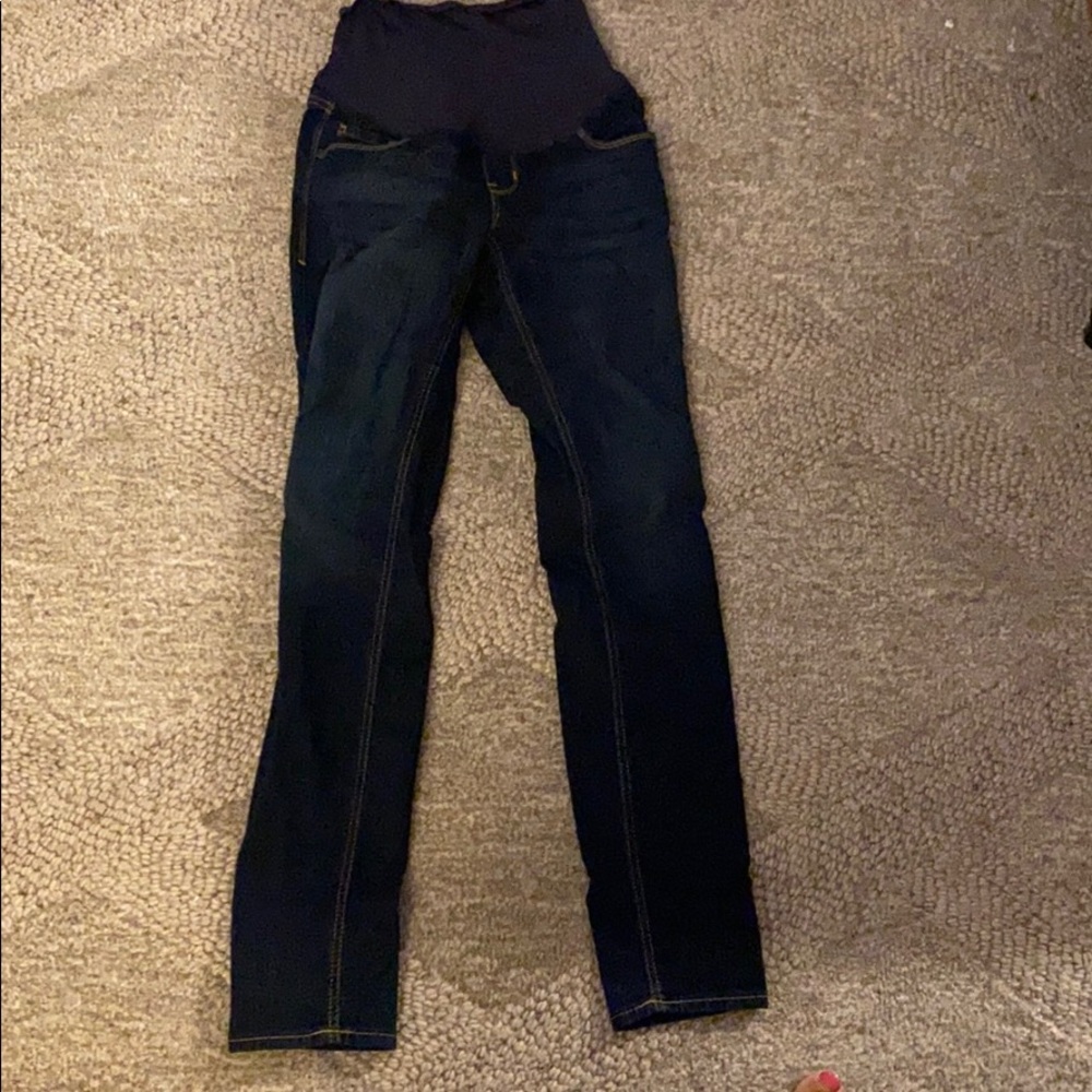 Skinny fit maternity jeans